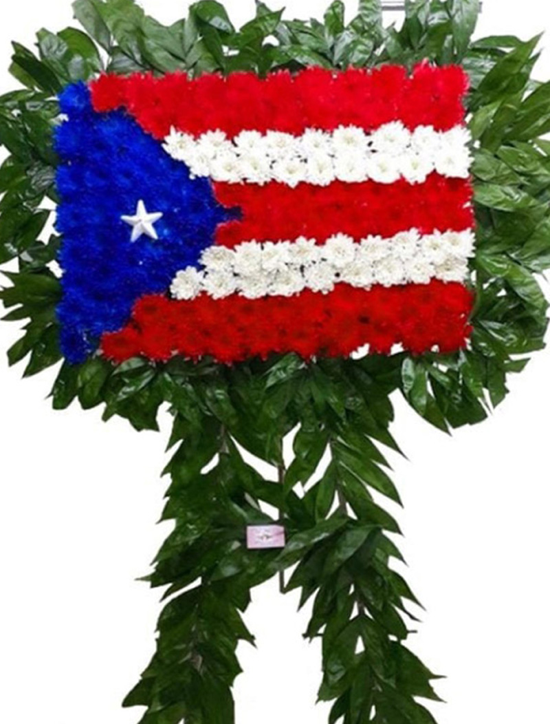 Corona de Flores Bandera de Puerto Rico Base de Madera