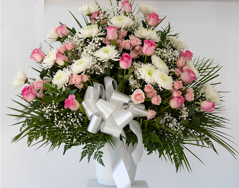 Basket funeral flowers shop