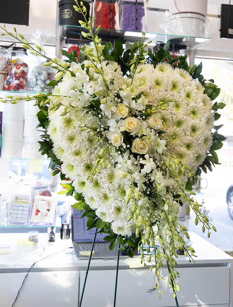 Roses and Orchids Farewell